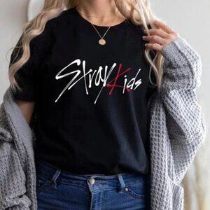 Streetwear Style Music Fan Graphic T-shirt Gift for Her